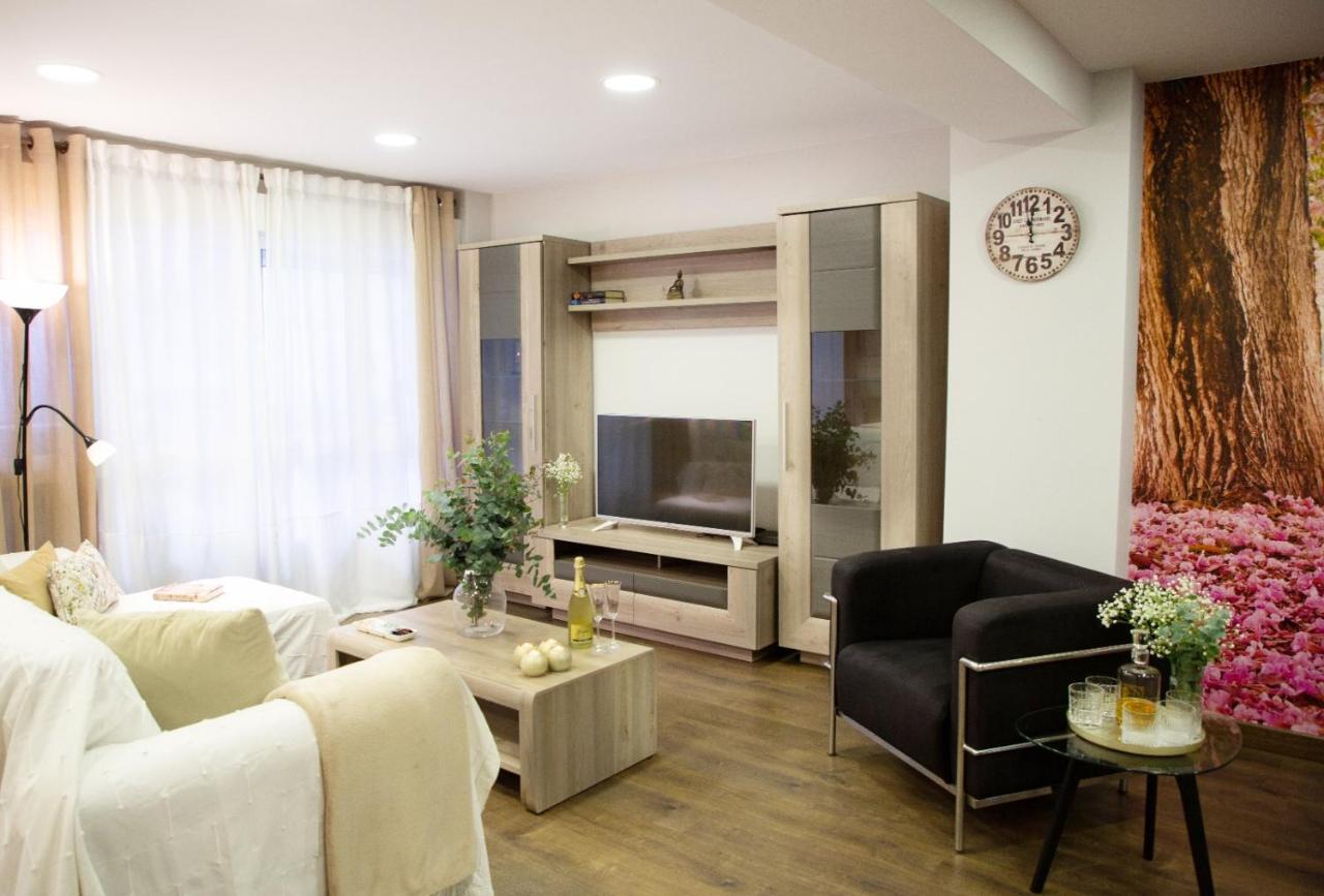 Luxury New Apartment City Centre & Beach, Alicante Exteriör bild